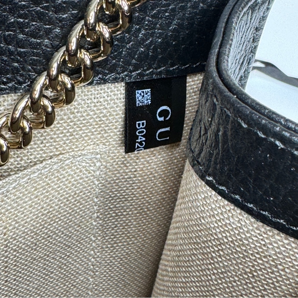 Gucci Black Icon GG Interlocking Small Crossbody Bag - Picture 11 of 12